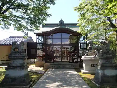 野間神社の本殿