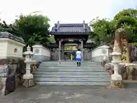 大寳寺(大宝寺)の山門・神門