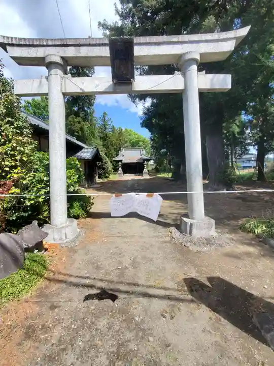 只上神社の鳥居
