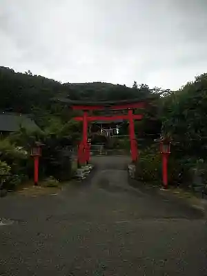 石母田 三吉神社の鳥居