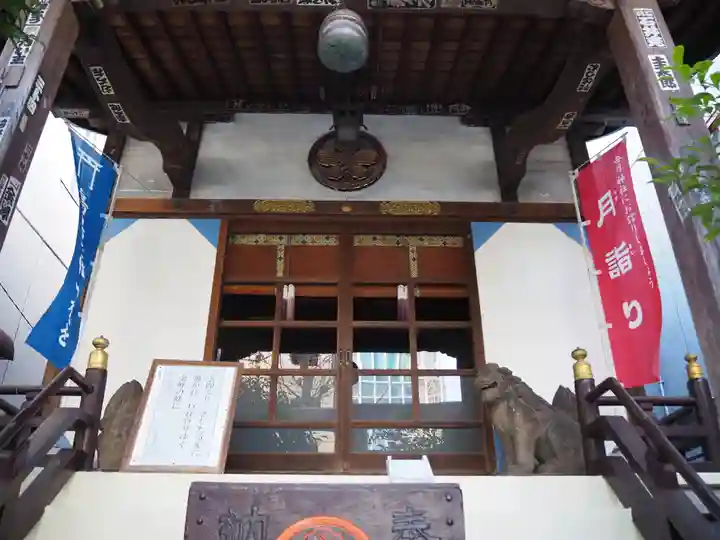 諏訪神社の本殿・本堂