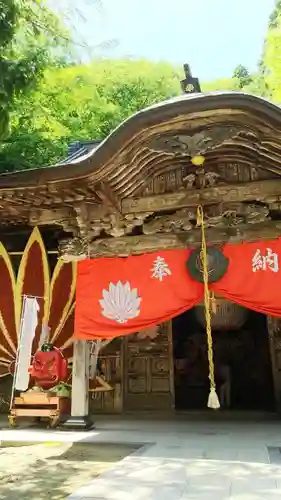 竜華院(釈葉山 龍華院弥勒護国禅寺)の本殿