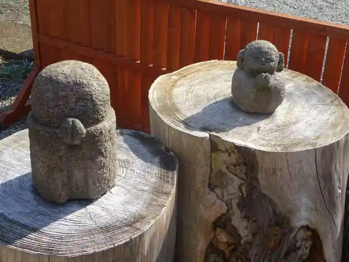 伊勢原 法泉寺の地蔵