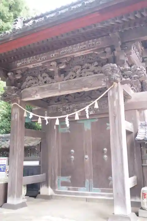 金鑚神社の本殿・本堂