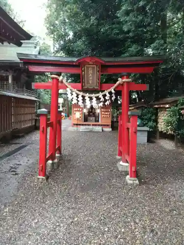 岩槻久伊豆神社の鳥居