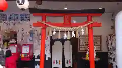 長崎尾曲がり猫神社(長崎県)