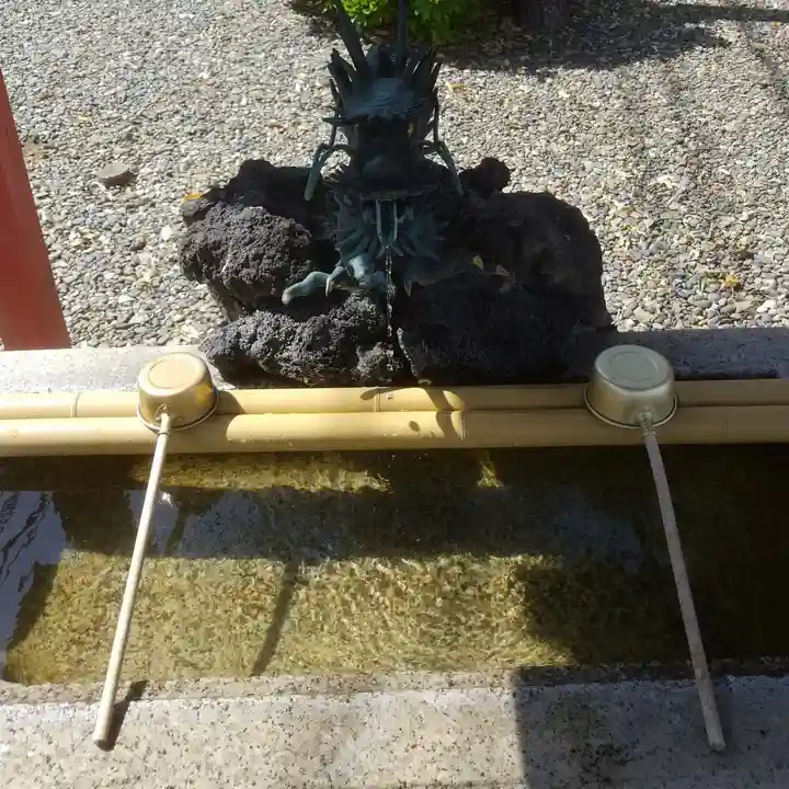 白髭神社の手水舎