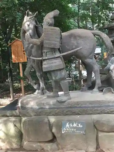 駒木諏訪神社の像