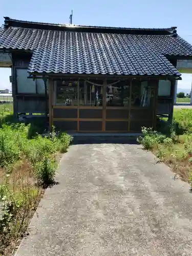 駒方神社の本殿