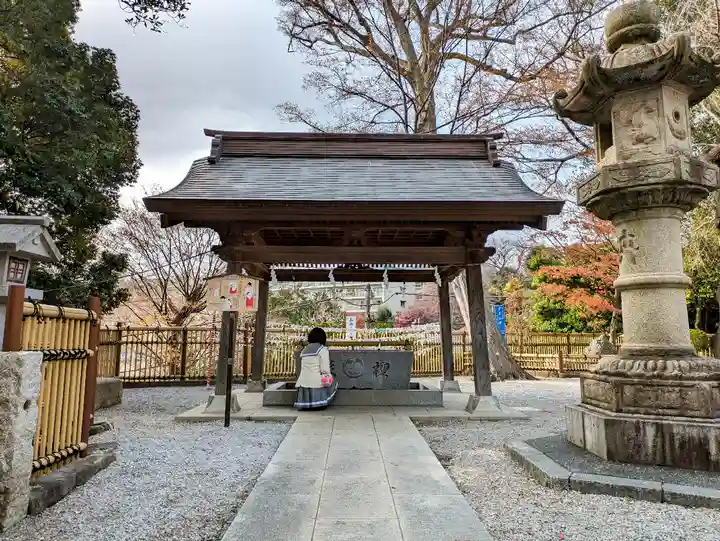 師岡熊野神社の手水舎