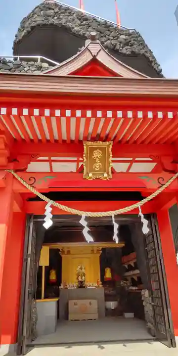 東京羽田 穴守稲荷神社の本殿・本堂