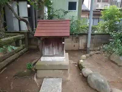 綾瀬稲荷神社の末社・摂社