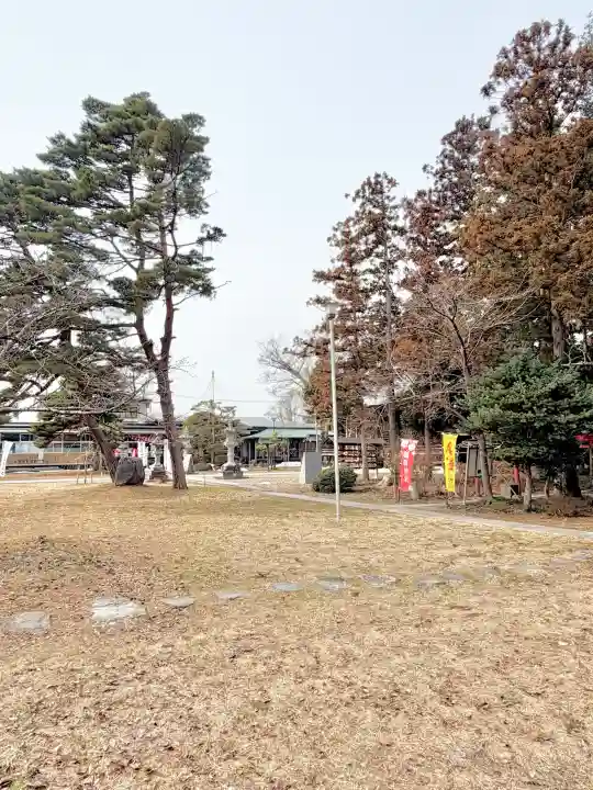 鳥谷崎神社の{uncategorized: "未分類", other: "その他", undefined: "問題あり", building: "その他建物", grave: "お墓", sacred_gate: "鳥居", guardian: "狛犬", statue: "像", buddha: "仏像", history: "歴史", nature: "自然", garden: "庭園", animal: "動物", pagoda: "塔", temizu: "手水舎", mountain_gate: "山門・神門", sanctuary: "本殿・本堂", subordinate: "末社・摂社", art: "芸術", scenery: "景色", jizo: "地蔵", ema: "絵馬", goshuin: "御朱印", omikuji: "おみくじ", items: "授与品その他", amulet: "お守り", goshuincho: "御朱印帳", eats: "食事", festival: "お祭り", votive_dance: "神楽", shichigosan: "七五三参", wedding: "結婚式", experience: "体験その他", initially: "初詣", around: "周辺", anti_infection: "感染症対策"}