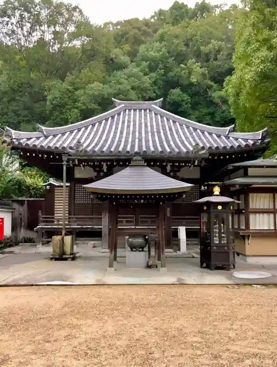 瀧谷不動尊 明王寺の本殿・本堂