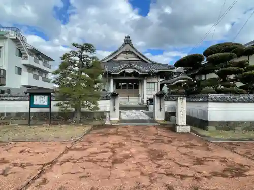 妙像寺の{uncategorized: "未分類", other: "その他", undefined: "問題あり", building: "その他建物", grave: "お墓", sacred_gate: "鳥居", guardian: "狛犬", statue: "像", buddha: "仏像", history: "歴史", nature: "自然", garden: "庭園", animal: "動物", pagoda: "塔", temizu: "手水舎", mountain_gate: "山門・神門", sanctuary: "本殿・本堂", subordinate: "末社・摂社", art: "芸術", scenery: "景色", jizo: "地蔵", ema: "絵馬", goshuin: "御朱印", omikuji: "おみくじ", items: "授与品その他", amulet: "お守り", goshuincho: "御朱印帳", eats: "食事", festival: "お祭り", votive_dance: "神楽", shichigosan: "七五三参", wedding: "結婚式", experience: "体験その他", initially: "初詣", around: "周辺", anti_infection: "感染症対策"}