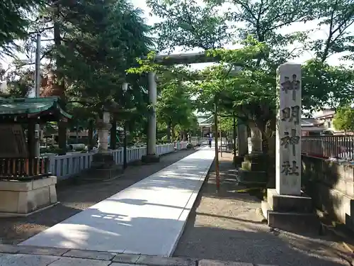 神明神社の鳥居