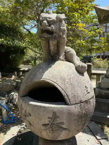 厳島神社の{uncategorized: "未分類", other: "その他", undefined: "問題あり", building: "その他建物", grave: "お墓", sacred_gate: "鳥居", guardian: "狛犬", statue: "像", buddha: "仏像", history: "歴史", nature: "自然", garden: "庭園", animal: "動物", pagoda: "塔", temizu: "手水舎", mountain_gate: "山門・神門", sanctuary: "本殿・本堂", subordinate: "末社・摂社", art: "芸術", scenery: "景色", jizo: "地蔵", ema: "絵馬", goshuin: "御朱印", omikuji: "おみくじ", items: "授与品その他", amulet: "お守り", goshuincho: "御朱印帳", eats: "食事", festival: "お祭り", votive_dance: "神楽", shichigosan: "七五三参", wedding: "結婚式", experience: "体験その他", initially: "初詣", around: "周辺", anti_infection: "感染症対策"}