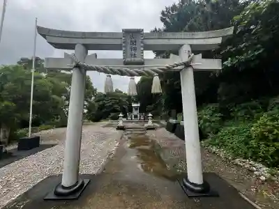 尖閣神社の{uncategorized: "未分類", other: "その他", undefined: "問題あり", building: "その他建物", grave: "お墓", sacred_gate: "鳥居", guardian: "狛犬", statue: "像", buddha: "仏像", history: "歴史", nature: "自然", garden: "庭園", animal: "動物", pagoda: "塔", temizu: "手水舎", mountain_gate: "山門・神門", sanctuary: "本殿・本堂", subordinate: "末社・摂社", art: "芸術", scenery: "景色", jizo: "地蔵", ema: "絵馬", goshuin: "御朱印", omikuji: "おみくじ", items: "授与品その他", amulet: "お守り", goshuincho: "御朱印帳", eats: "食事", festival: "お祭り", votive_dance: "神楽", shichigosan: "七五三参", wedding: "結婚式", experience: "体験その他", initially: "初詣", around: "周辺", anti_infection: "感染症対策"}
