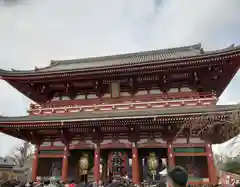 浅草寺の山門