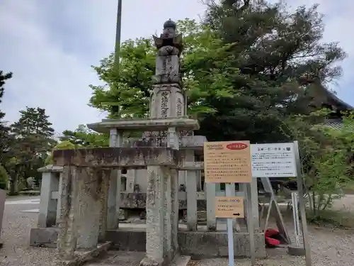 鶴林寺の塔