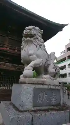 穴切大神社の狛犬