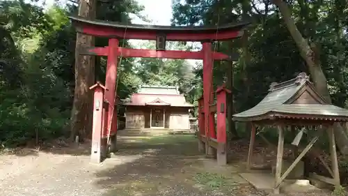 八幡神社の鳥居