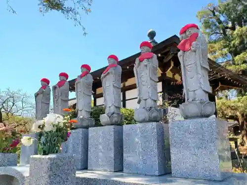 密厳院の{uncategorized: "未分類", other: "その他", undefined: "問題あり", building: "その他建物", grave: "お墓", sacred_gate: "鳥居", guardian: "狛犬", statue: "像", buddha: "仏像", history: "歴史", nature: "自然", garden: "庭園", animal: "動物", pagoda: "塔", temizu: "手水舎", mountain_gate: "山門・神門", sanctuary: "本殿・本堂", subordinate: "末社・摂社", art: "芸術", scenery: "景色", jizo: "地蔵", ema: "絵馬", goshuin: "御朱印", omikuji: "おみくじ", items: "授与品その他", amulet: "お守り", goshuincho: "御朱印帳", eats: "食事", festival: "お祭り", votive_dance: "神楽", shichigosan: "七五三参", wedding: "結婚式", experience: "体験その他", initially: "初詣", around: "周辺", anti_infection: "感染症対策"}