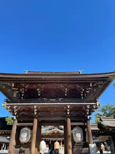 寒川神社の山門・神門