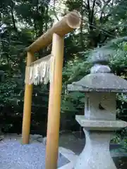 木嶋坐天照御魂神社の鳥居