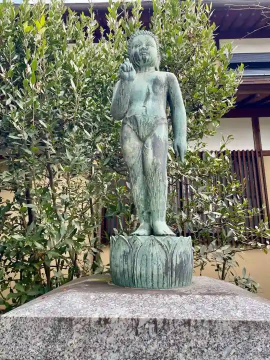 蓮勝寺の{uncategorized: "未分類", other: "その他", undefined: "問題あり", building: "その他建物", grave: "お墓", sacred_gate: "鳥居", guardian: "狛犬", statue: "像", buddha: "仏像", history: "歴史", nature: "自然", garden: "庭園", animal: "動物", pagoda: "塔", temizu: "手水舎", mountain_gate: "山門・神門", sanctuary: "本殿・本堂", subordinate: "末社・摂社", art: "芸術", scenery: "景色", jizo: "地蔵", ema: "絵馬", goshuin: "御朱印", omikuji: "おみくじ", items: "授与品その他", amulet: "お守り", goshuincho: "御朱印帳", eats: "食事", festival: "お祭り", votive_dance: "神楽", shichigosan: "七五三参", wedding: "結婚式", experience: "体験その他", initially: "初詣", around: "周辺", anti_infection: "感染症対策"}