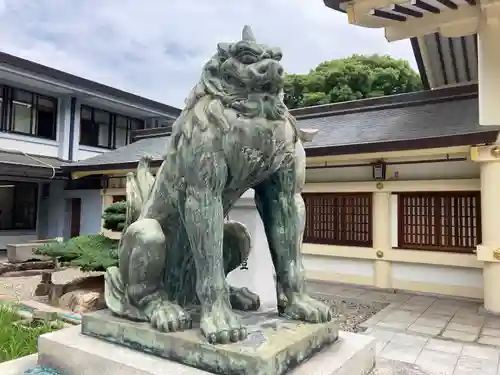 愛知縣護國神社の狛犬