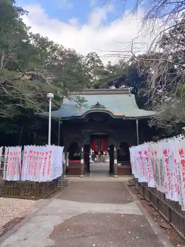 豊川閣　妙厳寺の山門