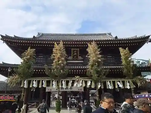 川崎大師（平間寺）の山門