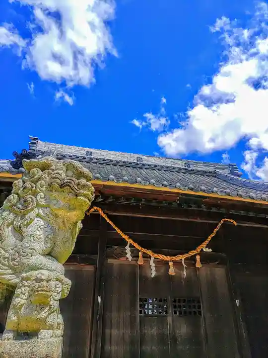 針曽根八幡社の本殿・本堂