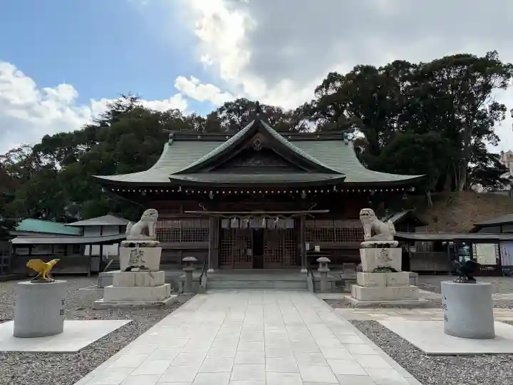 岡田神社の{uncategorized: "未分類", other: "その他", undefined: "問題あり", building: "その他建物", grave: "お墓", sacred_gate: "鳥居", guardian: "狛犬", statue: "像", buddha: "仏像", history: "歴史", nature: "自然", garden: "庭園", animal: "動物", pagoda: "塔", temizu: "手水舎", mountain_gate: "山門・神門", sanctuary: "本殿・本堂", subordinate: "末社・摂社", art: "芸術", scenery: "景色", jizo: "地蔵", ema: "絵馬", goshuin: "御朱印", omikuji: "おみくじ", items: "授与品その他", amulet: "お守り", goshuincho: "御朱印帳", eats: "食事", festival: "お祭り", votive_dance: "神楽", shichigosan: "七五三参", wedding: "結婚式", experience: "体験その他", initially: "初詣", around: "周辺", anti_infection: "感染症対策"}