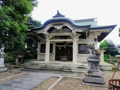 新屋社の本殿・本堂