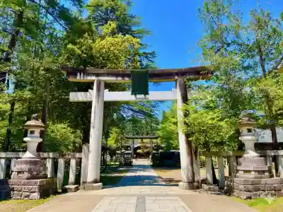 上杉神社の{uncategorized: "未分類", other: "その他", undefined: "問題あり", building: "その他建物", grave: "お墓", sacred_gate: "鳥居", guardian: "狛犬", statue: "像", buddha: "仏像", history: "歴史", nature: "自然", garden: "庭園", animal: "動物", pagoda: "塔", temizu: "手水舎", mountain_gate: "山門・神門", sanctuary: "本殿・本堂", subordinate: "末社・摂社", art: "芸術", scenery: "景色", jizo: "地蔵", ema: "絵馬", goshuin: "御朱印", omikuji: "おみくじ", items: "授与品その他", amulet: "お守り", goshuincho: "御朱印帳", eats: "食事", festival: "お祭り", votive_dance: "神楽", shichigosan: "七五三参", wedding: "結婚式", experience: "体験その他", initially: "初詣", around: "周辺", anti_infection: "感染症対策"}