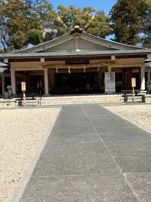 三重縣護國神社の{uncategorized: "未分類", other: "その他", undefined: "問題あり", building: "その他建物", grave: "お墓", sacred_gate: "鳥居", guardian: "狛犬", statue: "像", buddha: "仏像", history: "歴史", nature: "自然", garden: "庭園", animal: "動物", pagoda: "塔", temizu: "手水舎", mountain_gate: "山門・神門", sanctuary: "本殿・本堂", subordinate: "末社・摂社", art: "芸術", scenery: "景色", jizo: "地蔵", ema: "絵馬", goshuin: "御朱印", omikuji: "おみくじ", items: "授与品その他", amulet: "お守り", goshuincho: "御朱印帳", eats: "食事", festival: "お祭り", votive_dance: "神楽", shichigosan: "七五三参", wedding: "結婚式", experience: "体験その他", initially: "初詣", around: "周辺", anti_infection: "感染症対策"}