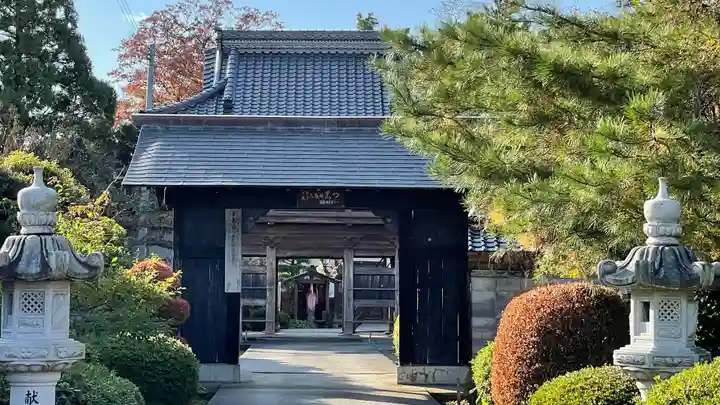 勝伝寺の山門・神門