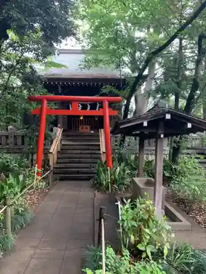 自由が丘熊野神社の末社・摂社