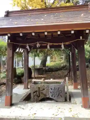闇之森八幡社の手水舎