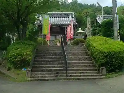 願成寺の山門・神門
