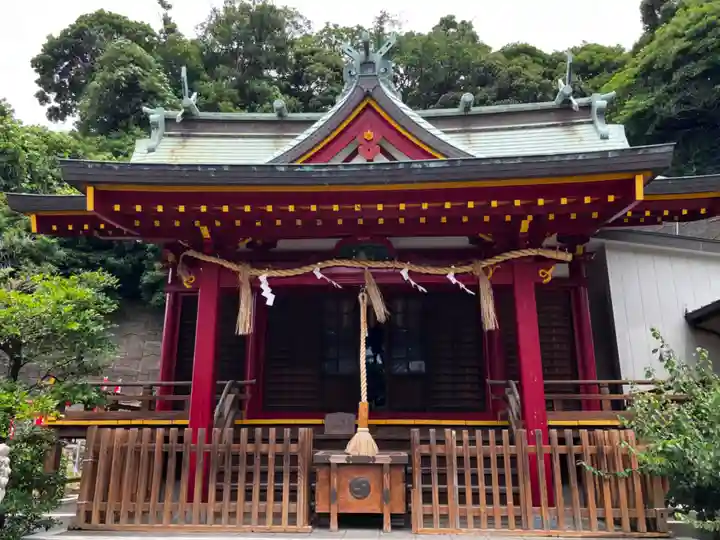 若宮八幡宮の本殿・本堂