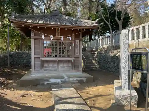 南大谷天神社の{uncategorized: "未分類", other: "その他", undefined: "問題あり", building: "その他建物", grave: "お墓", sacred_gate: "鳥居", guardian: "狛犬", statue: "像", buddha: "仏像", history: "歴史", nature: "自然", garden: "庭園", animal: "動物", pagoda: "塔", temizu: "手水舎", mountain_gate: "山門・神門", sanctuary: "本殿・本堂", subordinate: "末社・摂社", art: "芸術", scenery: "景色", jizo: "地蔵", ema: "絵馬", goshuin: "御朱印", omikuji: "おみくじ", items: "授与品その他", amulet: "お守り", goshuincho: "御朱印帳", eats: "食事", festival: "お祭り", votive_dance: "神楽", shichigosan: "七五三参", wedding: "結婚式", experience: "体験その他", initially: "初詣", around: "周辺", anti_infection: "感染症対策"}