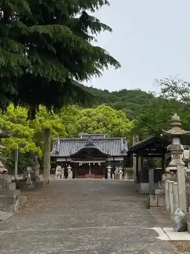 八幡神社の本殿