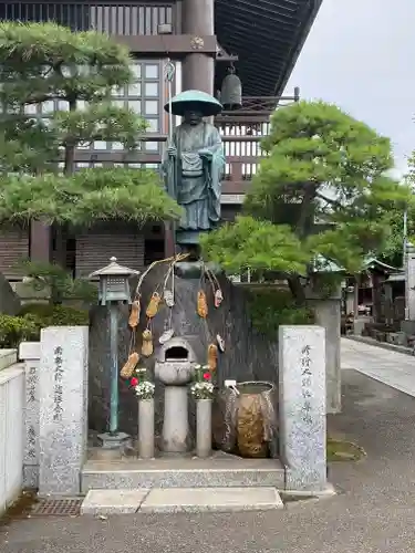 大樂寺の像