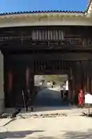 東雲神社の山門・神門