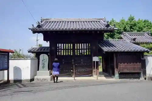 成道寺の山門・神門