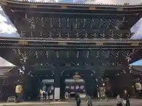 東本願寺(真宗本廟)の山門・神門