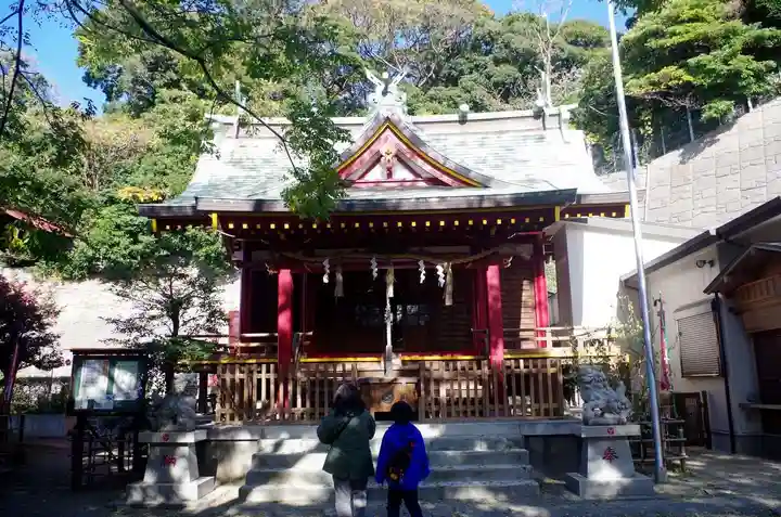 若宮八幡宮の本殿・本堂